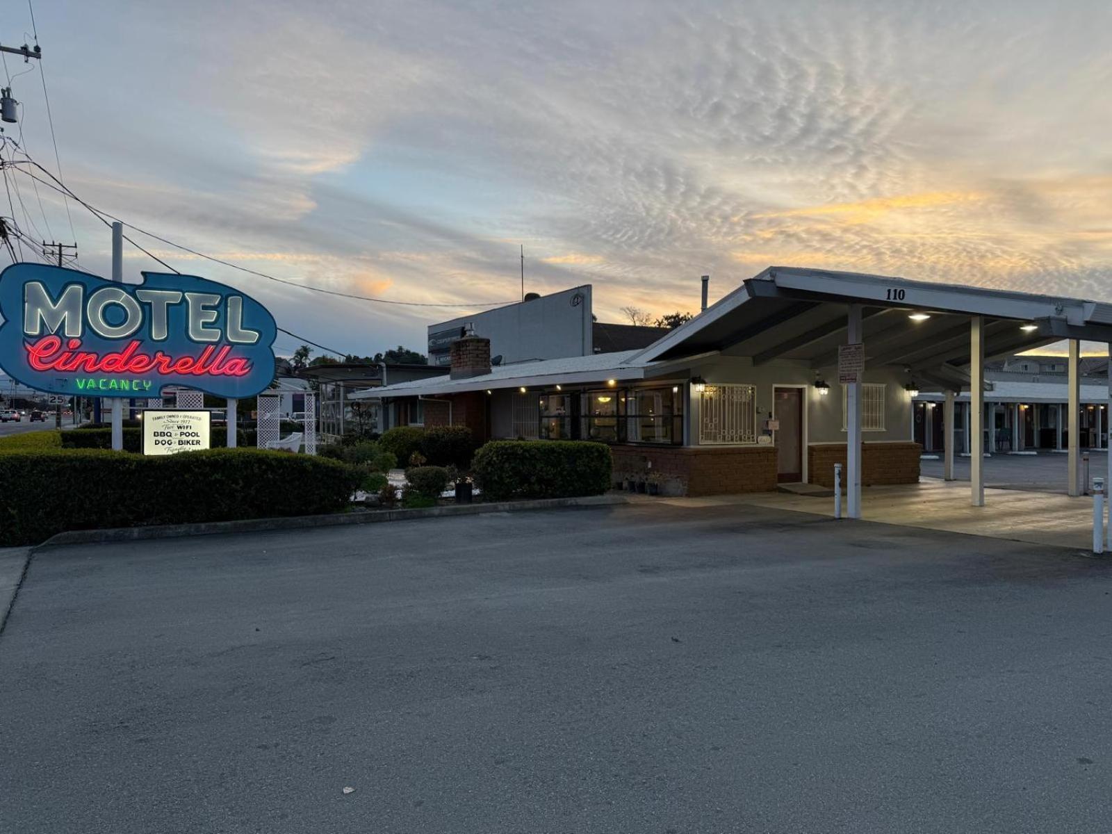 Cinderella Motel 홀리스터 외부 사진